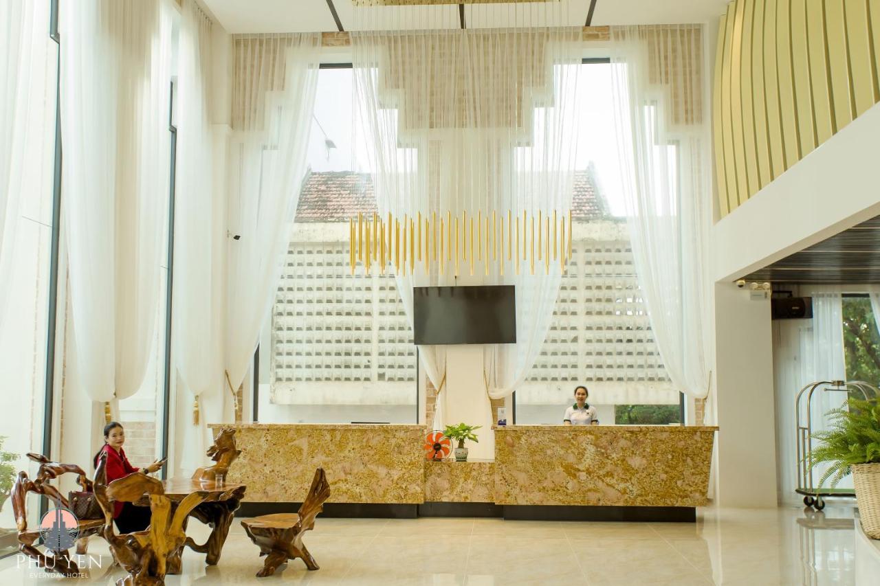 Phú Yên Everyday Hotel Tuy Hoa Exterior foto